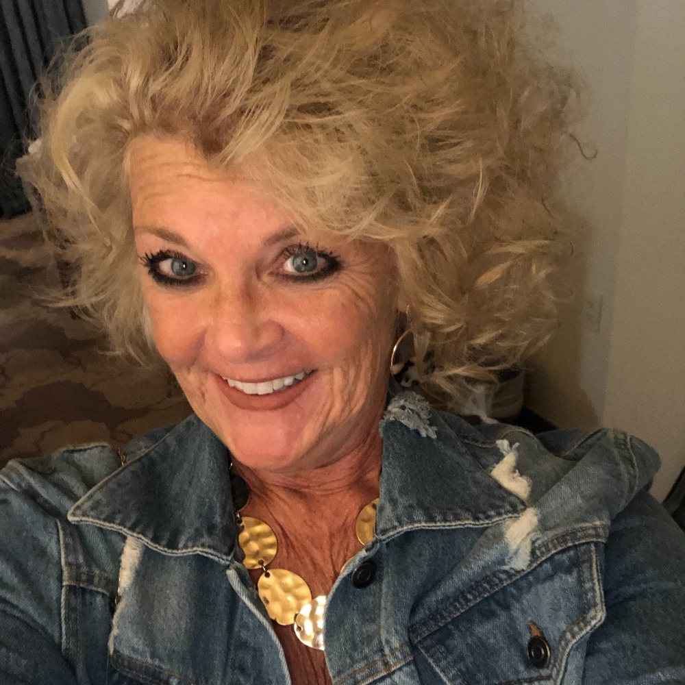 Meet your Posher, Patricia